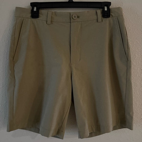 Vineyard Vines Other - Vineyard Vines Performance Breaker Shorts Tan Flat Front Men’s Size 32 Waist